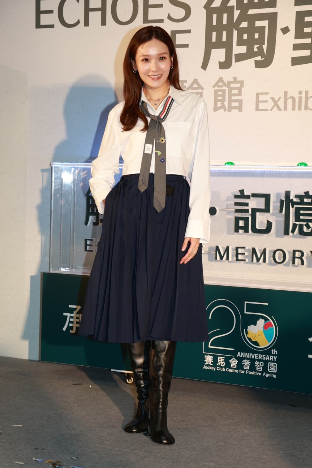 炎明熹約滿TVB後自組工作室,李佳芯認為工作室或是大勢。 炎明熹約滿TVB後自組工作室,李佳芯認為工作室或是大勢。