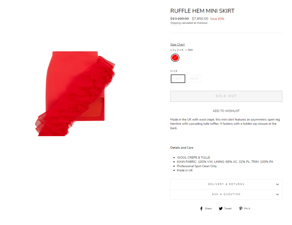 火紅短裙正價為13,100港元。