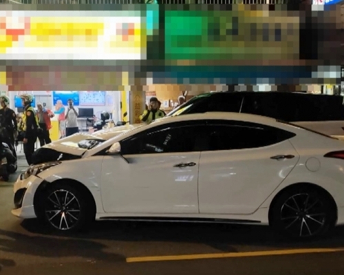 兩車最終互撞。網圖