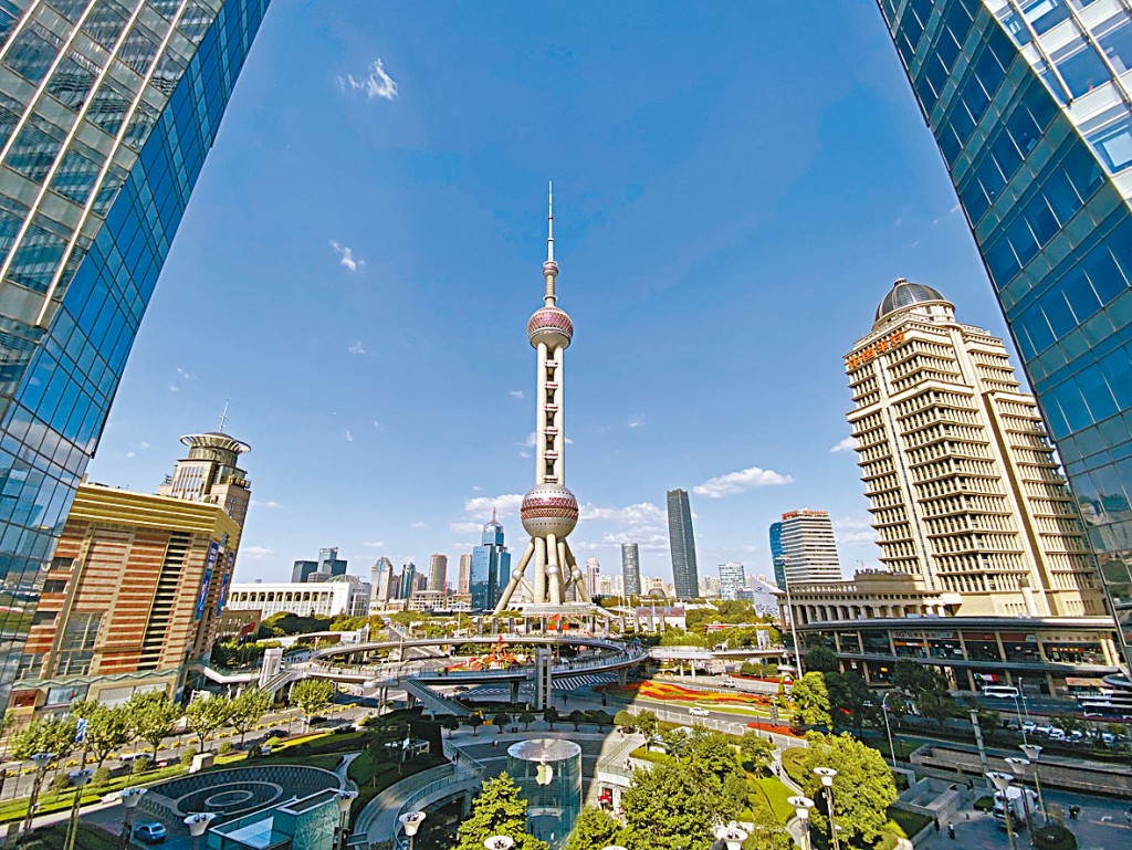 ■中國在2030年料超越美國,成世界經濟龍頭。
