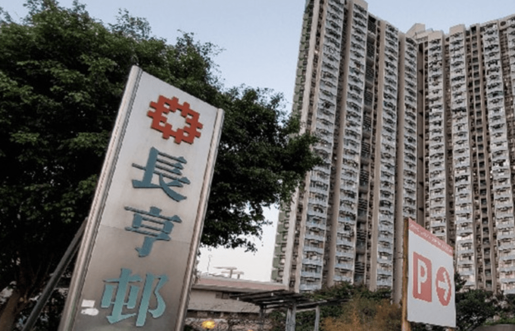 青衣長亨邨5旬漢墮樓 當場氣絕亡。