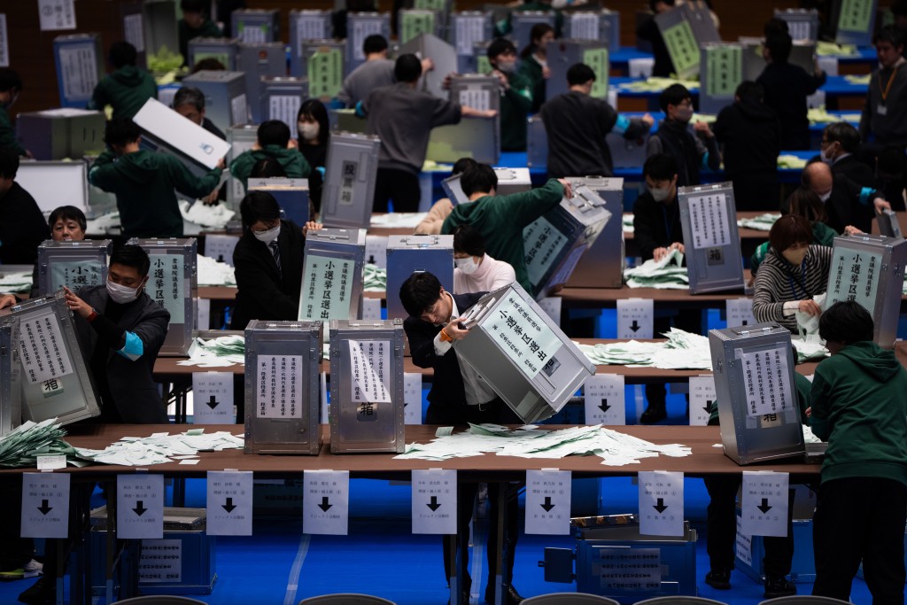 高市早苗帶領的自民黨在眾議院選舉大勝。美聯社 高市早苗帶領的自民黨在眾議院選舉大勝。美聯社