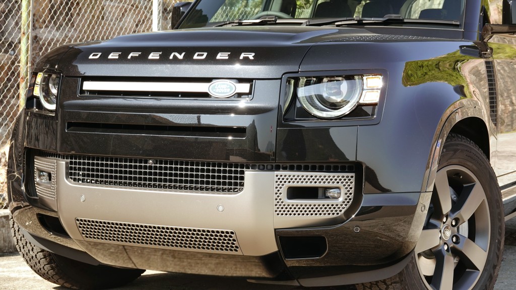 越野路華Land Rover全新Defender 110 PHEV