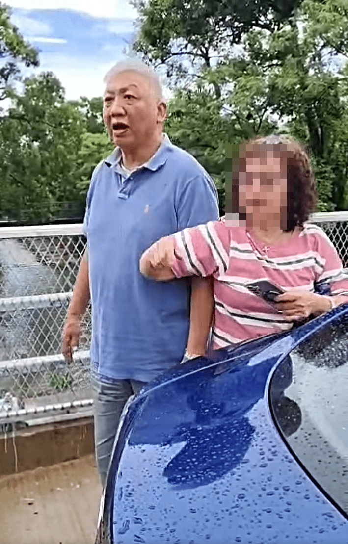 崔老闆與村民理論。fb：盡在元朗