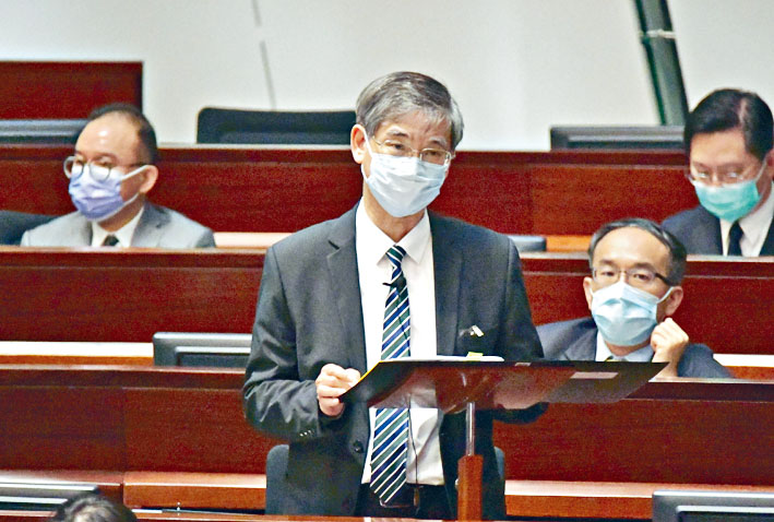 勞褔局局長羅致光表示，社署採三管齊下方法盡快處理綜援申請個案。