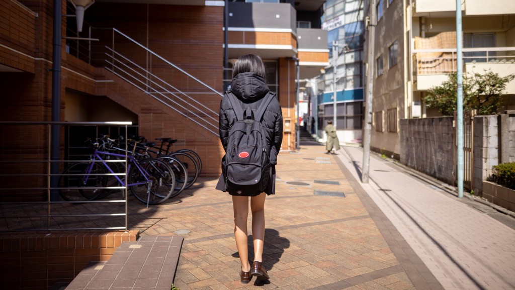 15歲少年聯手性侵少女 少女奮力抵抗「逃過一劫」