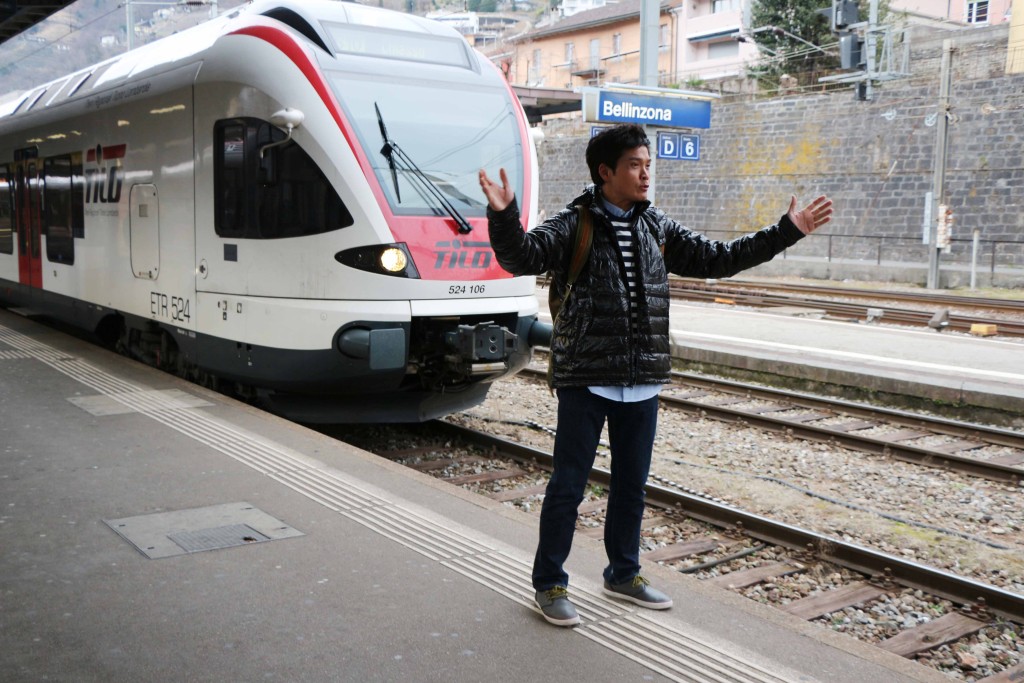 郑启泰曾获欧洲铁路局及瑞士旅游局邀请到瑞士拍摄旅游节目《人人坐火车‧做个瑞士人》。