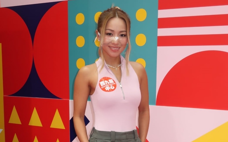 甩拖後的鄭融,將精神寄託在運動、工作和朋友之上。