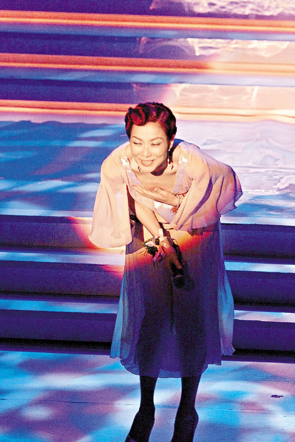 郑秀文曾于「第21届香港电影金像奖」凭《终身美丽》夺得「最佳原创电影歌曲」。