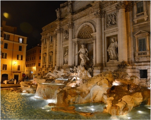 罗马著名景点「许愿池」特雷维喷泉。网图