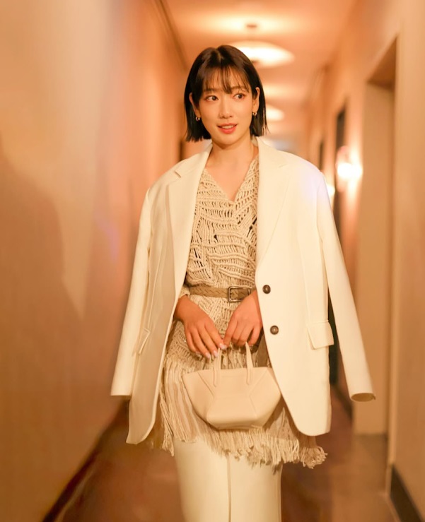 朴信惠更有不少代言及獲邀出席時尚活動,去年就曾來港出席品牌活動。 朴信惠更有不少代言及獲邀出席時尚活動,去年就曾來港出席品牌活動。