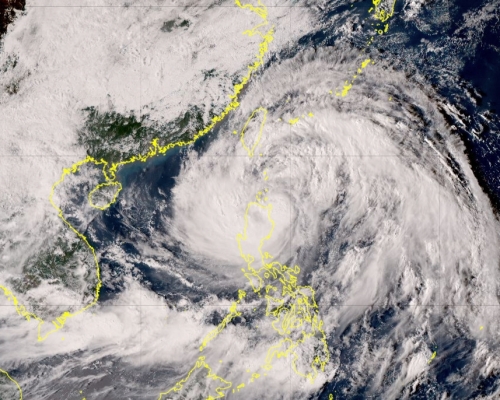 「圓規」環流廣闊。日本氣象廳衛星雲圖