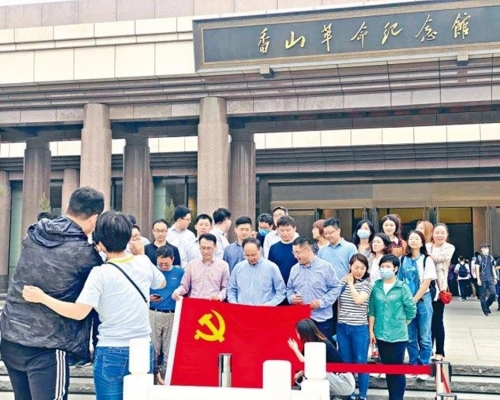 中共百年黨慶將至，上海即日起至下月15日禁飛航拍機。新華社資料圖片