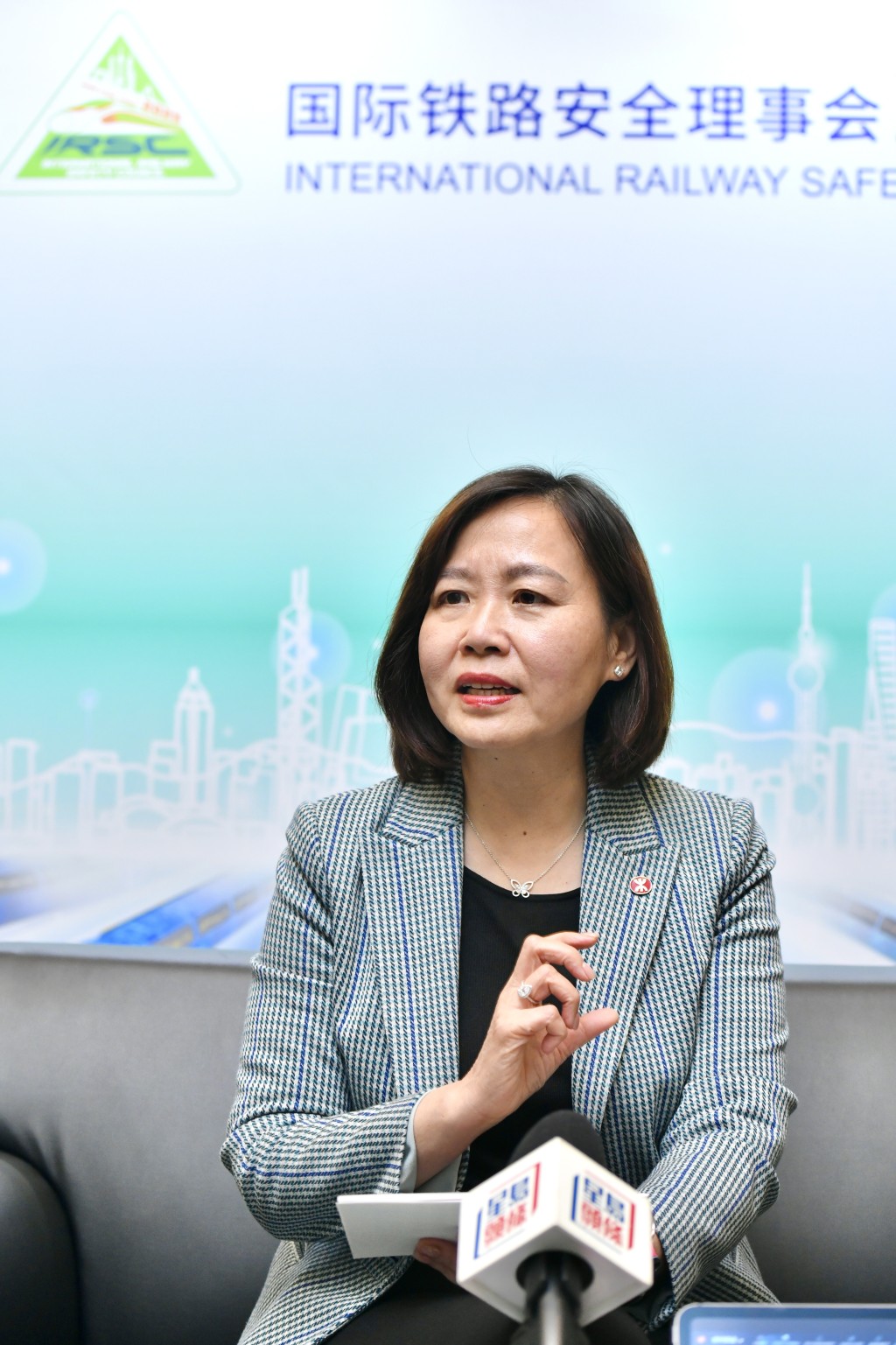 楊美珍提到，港鐵公司在不同範疇已應用「智慧營運」。