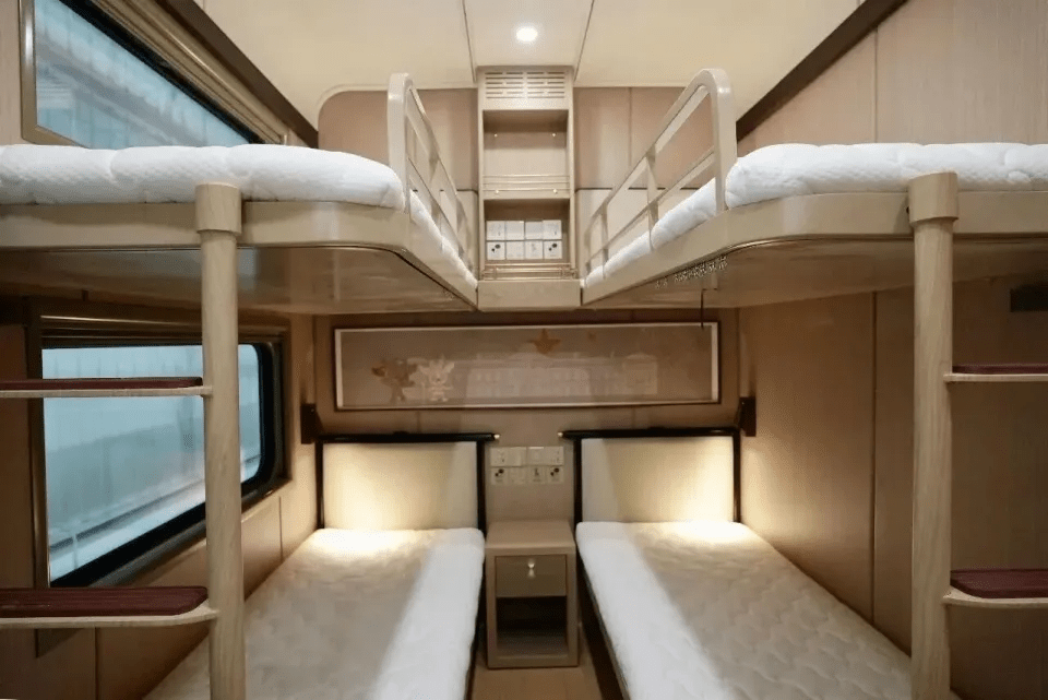 武汉票价最贵火车5月16日发车。 极目新闻