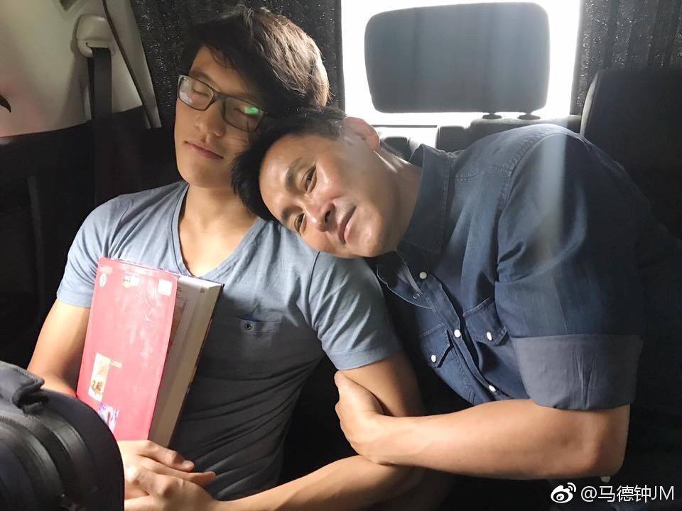 馬德鐘(右)爆阿仔馬在驤(左)有作曲。