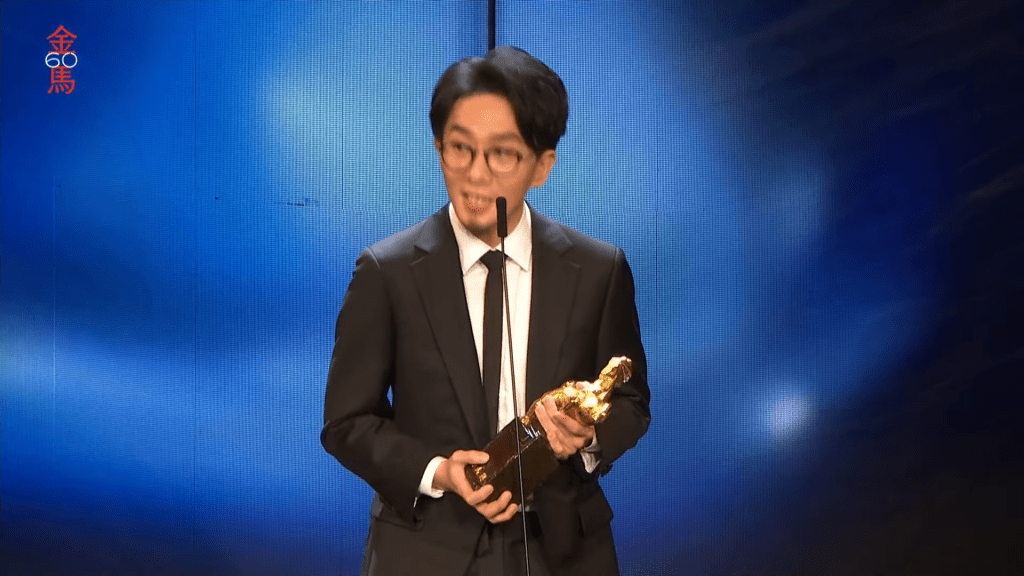 台下一班演員亦好感動。