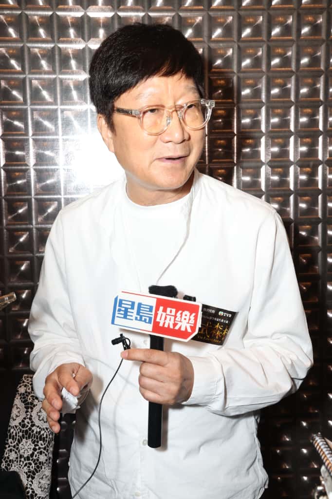 友台有沒有向他招手?徐正康表示不方便說。 友台有沒有向他招手?徐正康表示不方便說。