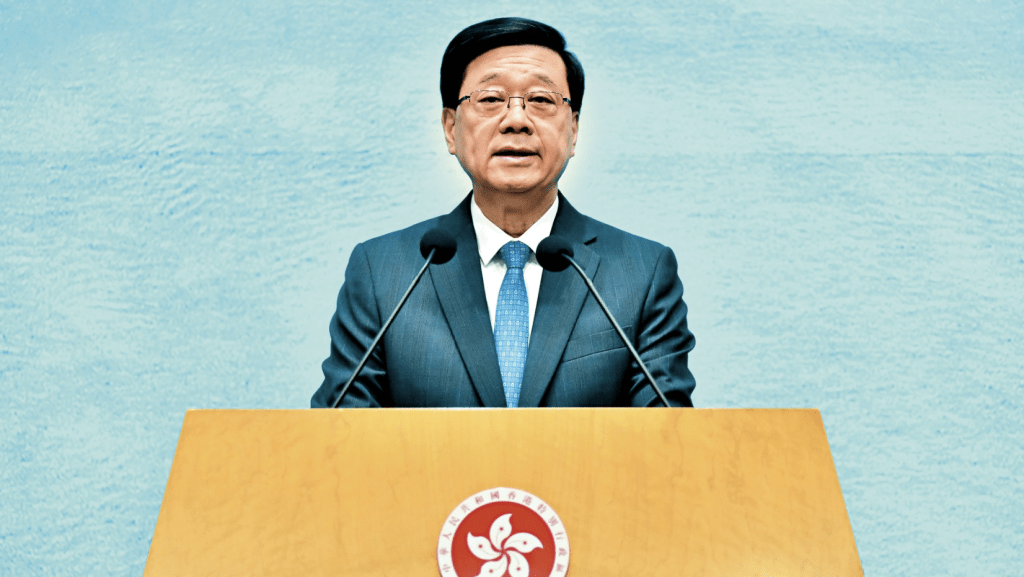 特首李家超日前發信呼籲公務員同事全力支持於12月7日舉行的立法會選舉,以身作則, 踴躍投票。 特首李家超日前發信呼籲公務員同事全力支持於12月7日舉行的立法會選舉,以身作則, 踴躍投票。