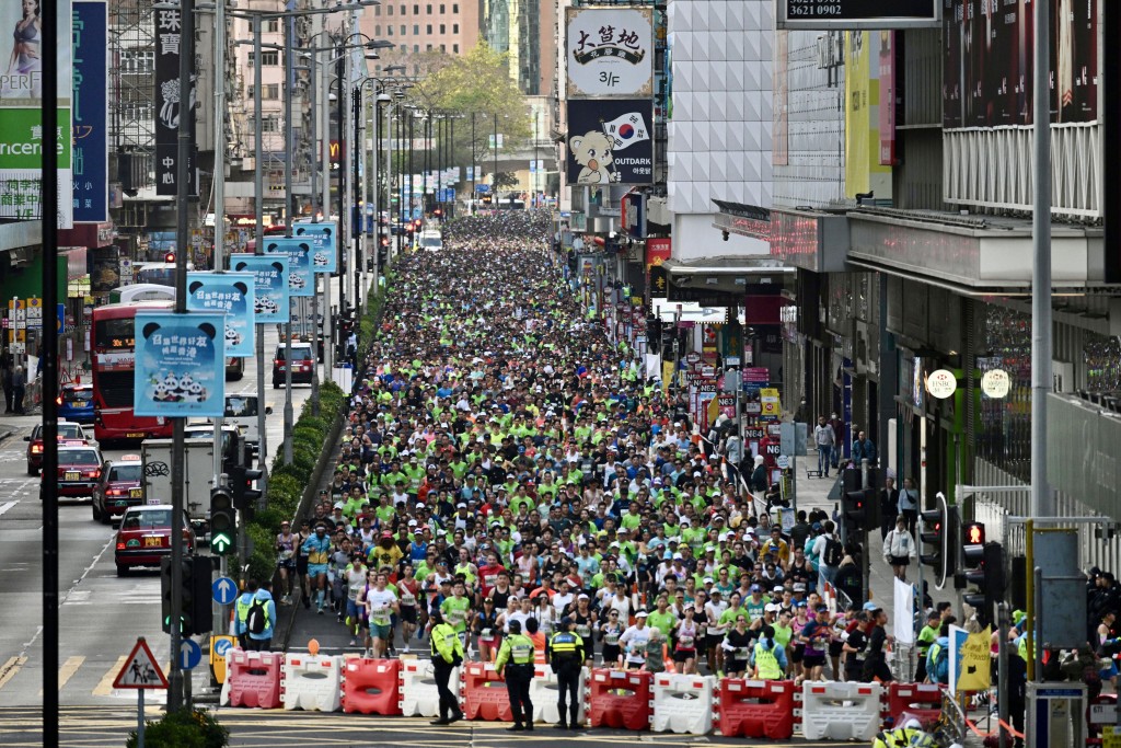 跑步界的盛事、一年一度的渣打馬拉松將於明年1月18日舉行。資料圖片
