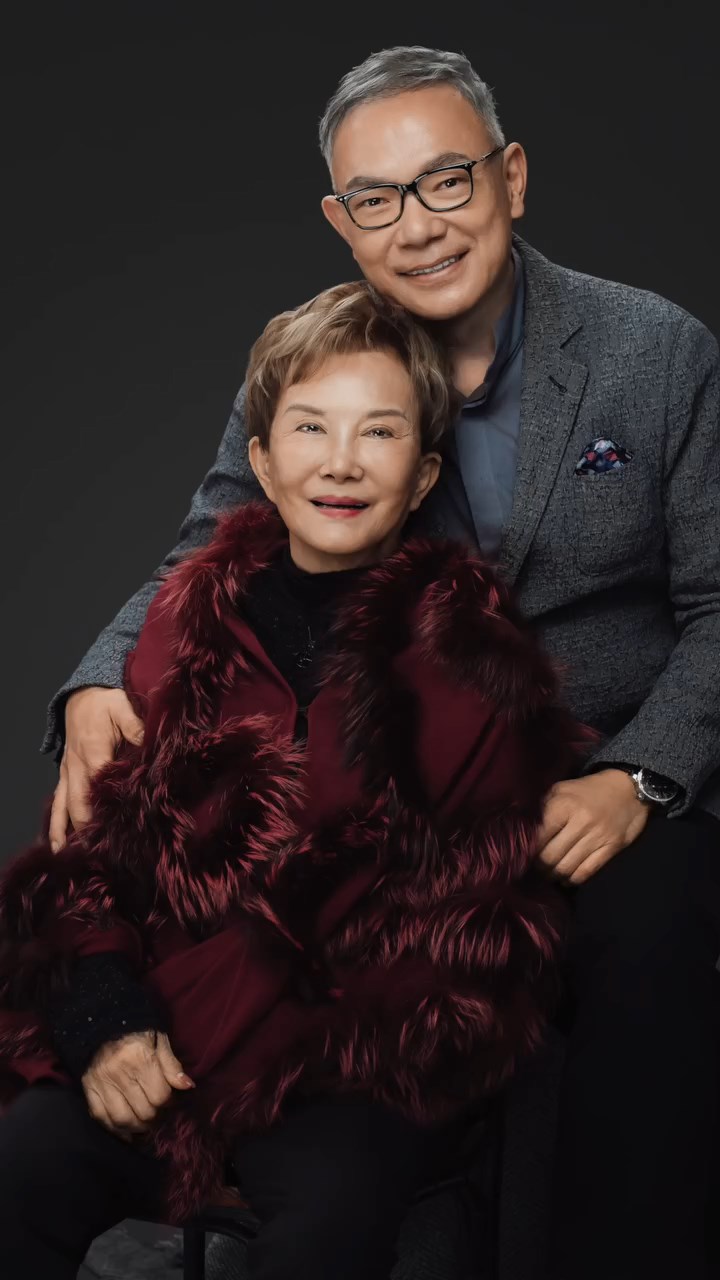 謝偉俊與白韻琹恩愛放閃。 謝偉俊與白韻琹恩愛放閃。