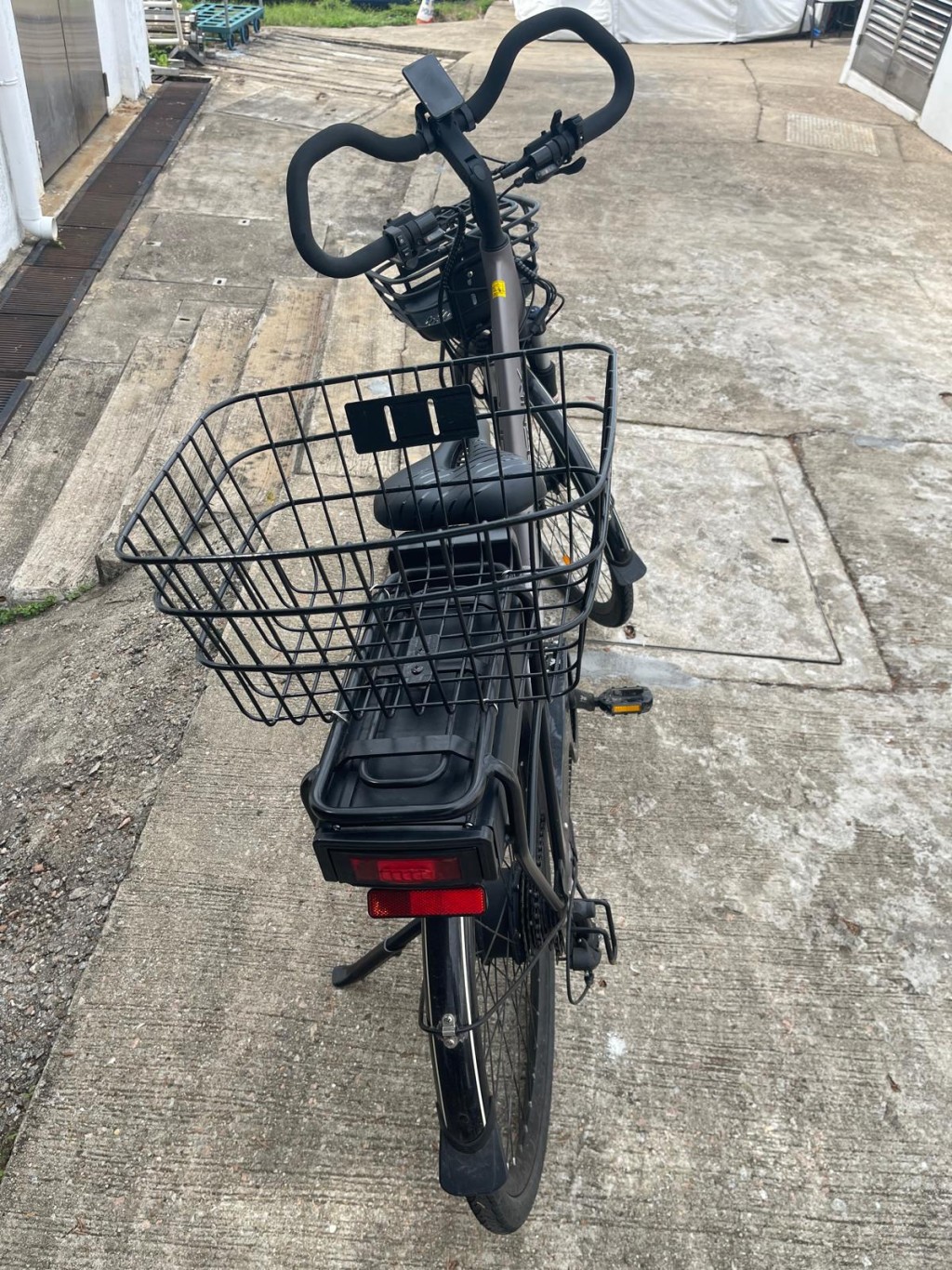 被截獲的電動單車。 被截獲的電動單車。