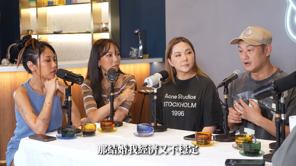吳浩康憶述結婚生子時經濟狀況不穩，面臨巨大壓力。（節目截圖：《Better Together Hong Kong》）