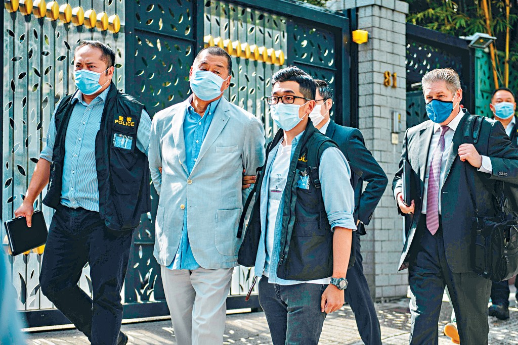 黎智英被捕後，許多支持他的人都紛紛跟他割席。