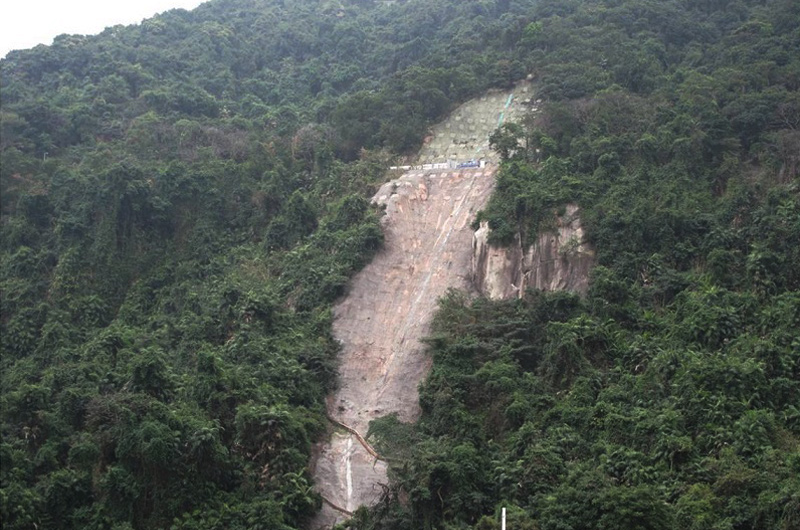 灣仔寶雲道鞏固斜坡前