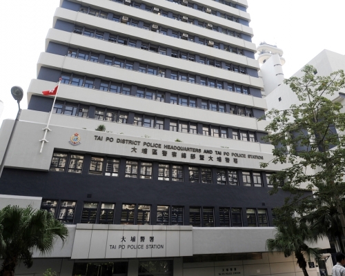 一名20歲男子遭女網友勒索1.5萬元點數卡。資料圖片