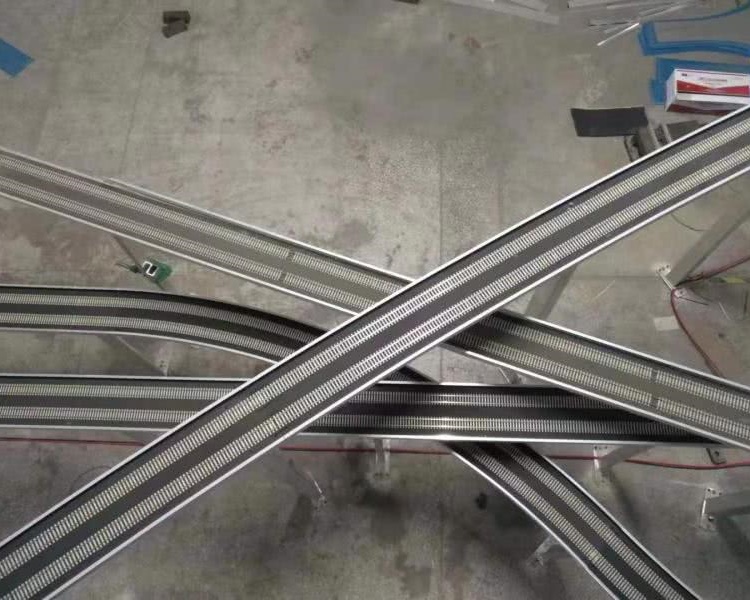 佔地400平方米超迫真的高鐵模型,令人讚嘆。網圖