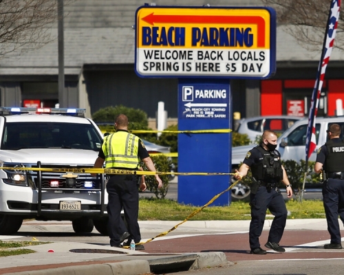 美國維珍尼亞州東南部維珍尼亞比奇市，上周五深夜發生至少兩宗槍擊案。AP圖片