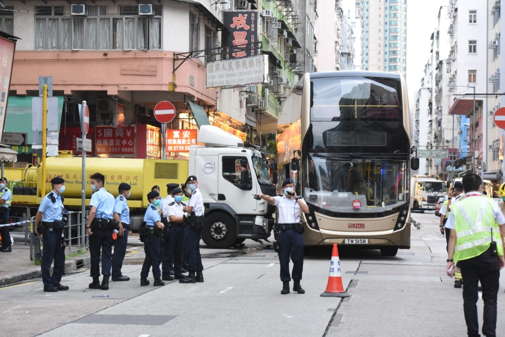 警員在場調查。