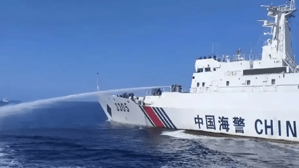 日本多艘漁船隻闖釣魚島,中國海警驅離。 中國海警資料圖