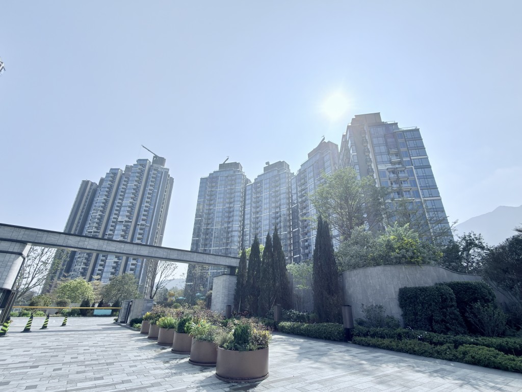 西沙SIERRA SEA录首宗车位租赁个案,为LG层一个车位最新以每月5400元租出。 西沙SIERRA SEA录首宗车位租赁个案,为LG层一个车位最新以每月5400元租出。