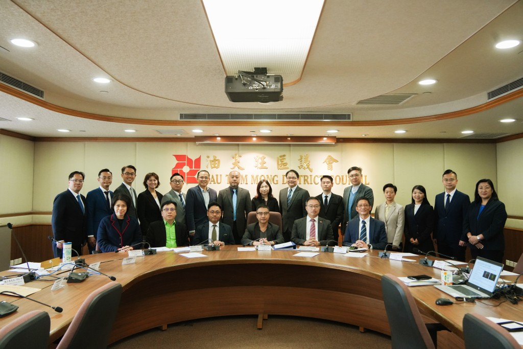麥美娟指今屆區議會有四個第一次,包括引入《區議員履職監察制度指引》。資料圖片 麥美娟指今屆區議會有四個第一次,包括引入《區議員履職監察制度指引》。資料圖片