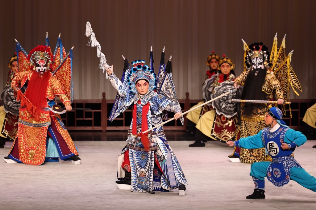 郝士超於《瓦橋關．血戰瓦橋》展現極致武技，以絕技盡展楊六郎的英雄氣概。