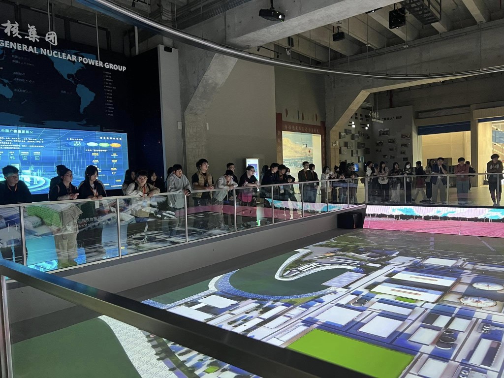 陳國基認為學生到內地考察,才真正領略祖國幅員廣大、發展一日千里。陳國基FB圖片 陳國基認為學生到內地考察,才真正領略祖國幅員廣大、發展一日千里。陳國基FB圖片