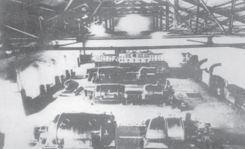 1937年前華商電氣公司的發電機組。黃浦區檔案館 1937年前華商電氣公司的發電機組。黃浦區檔案館
