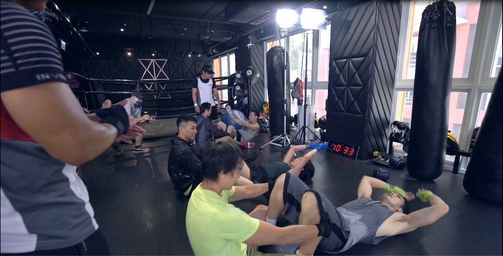 練習過程艱苦。