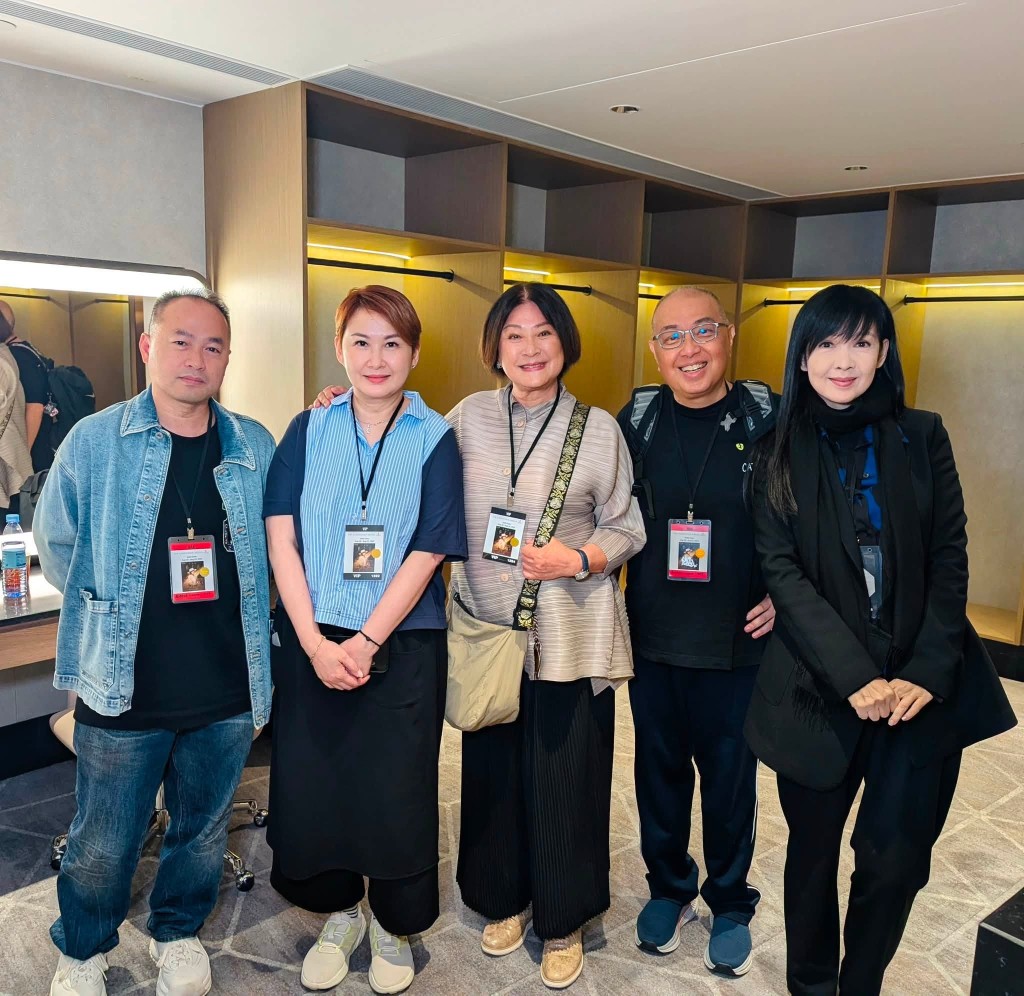 黃淑儀、周慧敏、湯寶如到澳門捧張德蘭場。