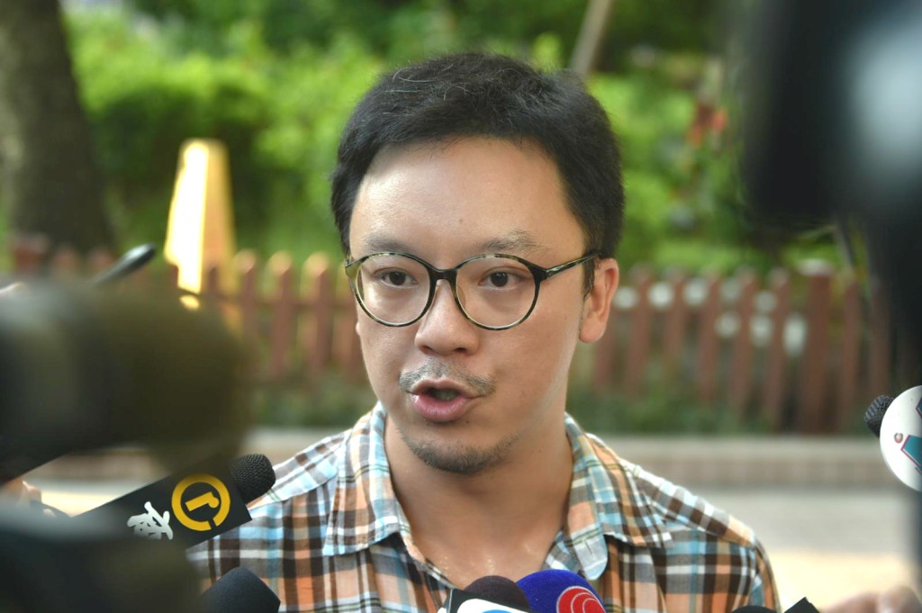 鍾健平與警方會面不歡而散。