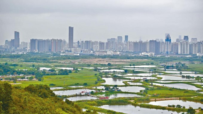 黃偉綸指可考慮的試點地區包括科學園、數碼港、離島及北部都會區等。資料圖片