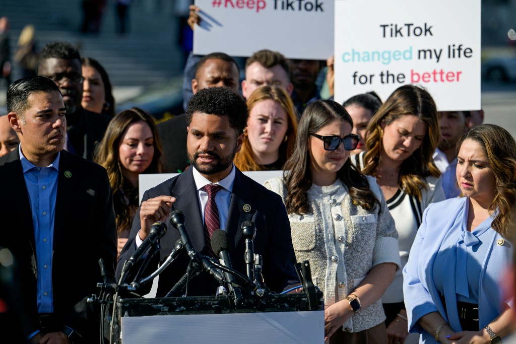 日前，美國華盛頓國會山有國會議員舉行新聞發布會力撐TikTok。 路透社