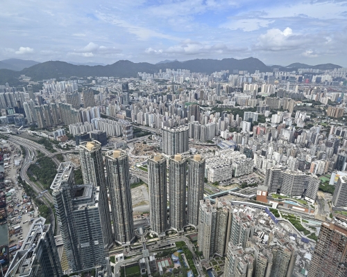 土地供應一直是港人關注問題。