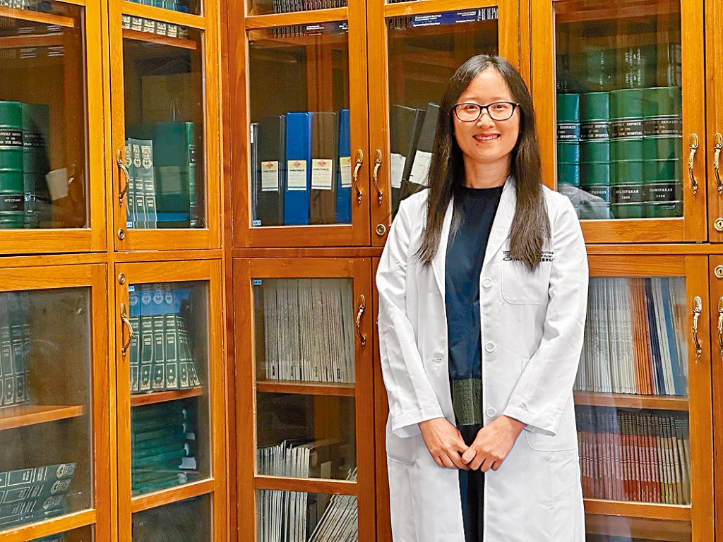 婦科腫瘤科專科醫生謝嘉瑜呼籲合資格女生把握最後機會，及早完成接種HPV疫苗。
