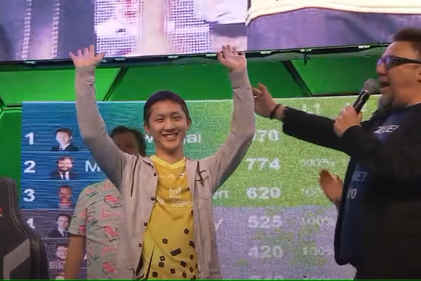澳洲港人移民第二代魏天培連續三次在Excel世界錦標賽奪冠。影片截圖
