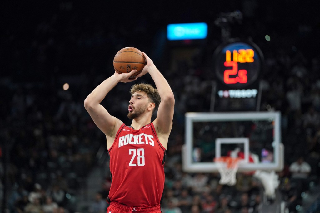 申京今季關鍵時刻出手選擇備受質疑。路透社