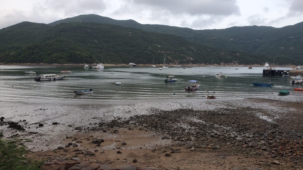 現場為港島大潭篤村對開大潭灣海面。
