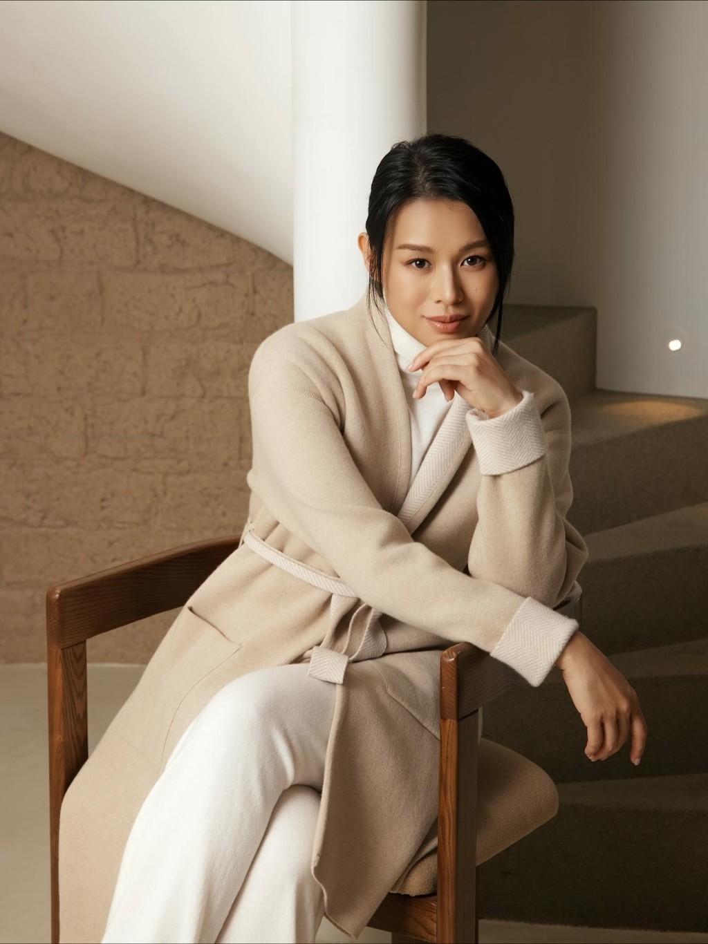 胡杏兒為服裝品牌拍攝廣告。 胡杏兒為服裝品牌拍攝廣告。